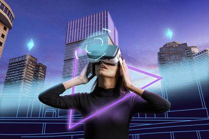 Mulher vive experiência de realidade virtual